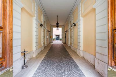 The Heart of Rome Luxury House