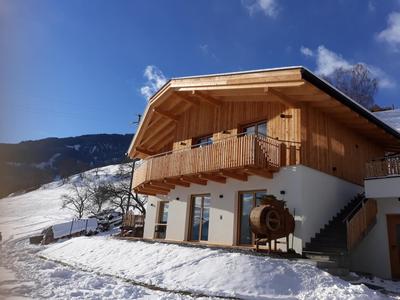 HAUSERHOF Chalet with Dolomite View