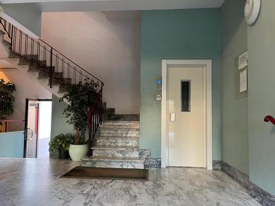 Welcome to Casa di Lucca - Your Friendly Retreat with Terrace and Parking