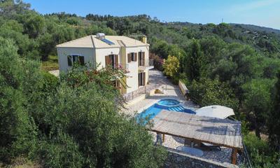 Villa Aloni