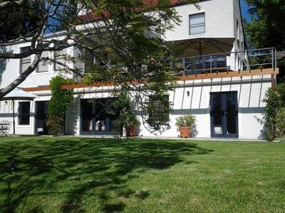 APARTMENT ON CONSTANTIA WINE ROUTE