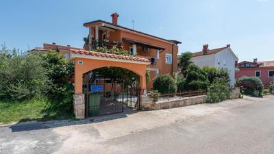 Holiday Home with garden and private pool