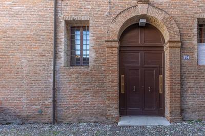 GuestHost - Exclusive Duplex Apartment in the City Center x9!
