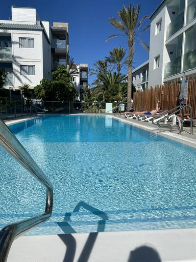 Sun and Surf Stay