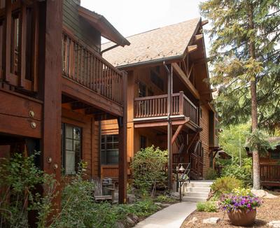Christiana Lodge Unit 201C, Light-filled luxury condo with views of Aspen Mountain