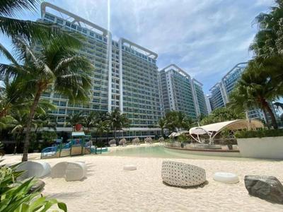 Azure 1BR with City and Nature View
