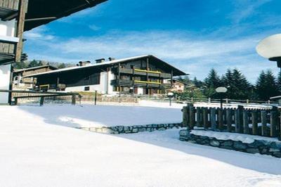 RESIDENCE-RESORT BORGO AL SOLE