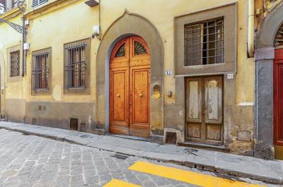 GuestHost - Florence Oltrarno Duplex Apartment
