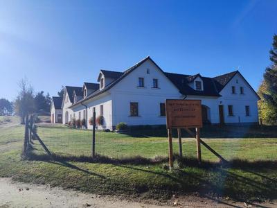 Matějovec 109 & Ubytování Na statku