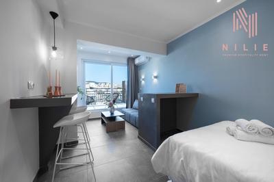V1 Penthouse, Nilie Hospitality MGMT