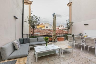Elegant Heart of Palermo Apartment - Charm & Style
