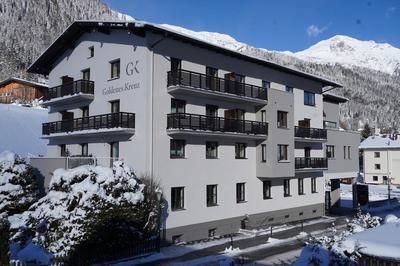 Quality Hosts Arlberg - Hotel Goldenes Kreuz B&B