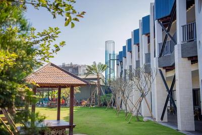 Oceanic Pearl Resort II