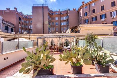 Cozy Flat in Vatican Area with private terrace