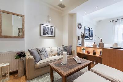 Hilton Area 1BR Executive Flat