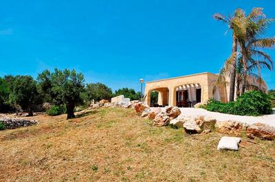 Villa con giardino e piscina privata 45