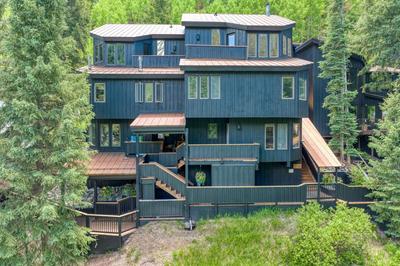 Manitou Riverhouse 115 by AvantStay