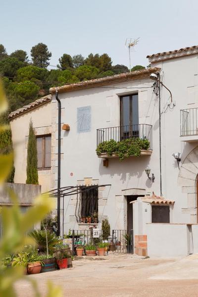Can Feliu, Masia Stone House, Apartment and Ground-Floor apartment, Sant Daniel-Girona