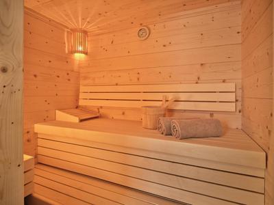 The Tauplitz Suites - Alpine Suite B4 by AA Holiday Homes