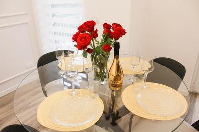 M LUXURY HOME NAPOLI
