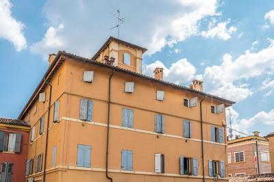 Nella CORTE DEL MULINO, 1 passo dal centro con parcheggio
