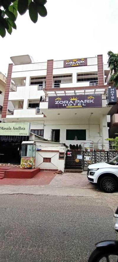 Zora Park Luxury Rooms