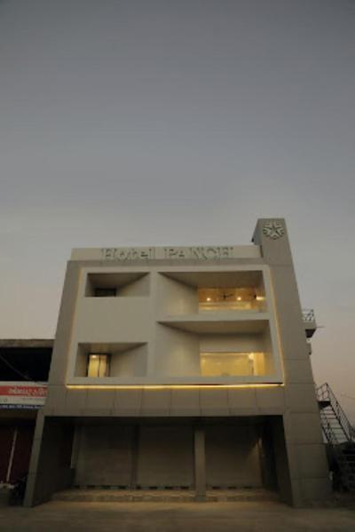 HOTEL PANCH , Kalol