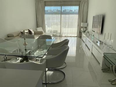 Apartamento de 4 dormitorios
