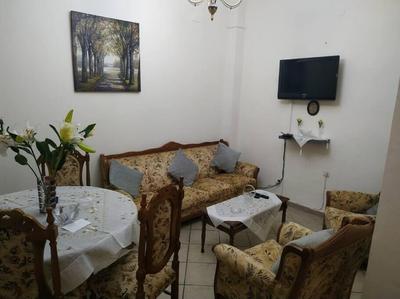 House in center of chios and next to the port