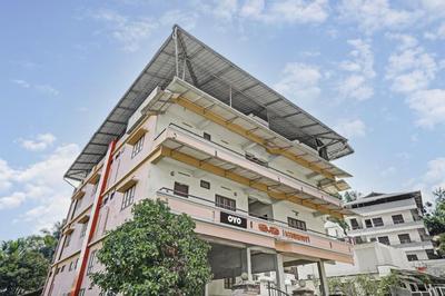 Hotel O SS Residency