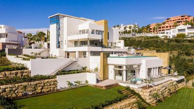 VILLA PHOENIX