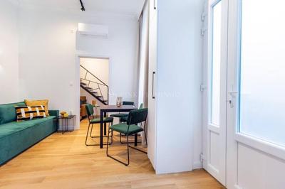 Elegant Stay Near Hungarian Museum by Pink Flamingo
