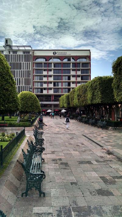 Ramada Plaza by Wyndham Leon