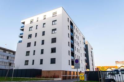 Flexible SelfCheckIns 63 - Zagreb - Loggia - Brand New