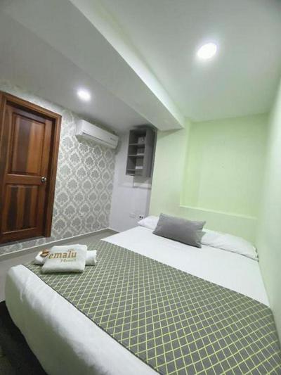 Hotel Emalú M&C