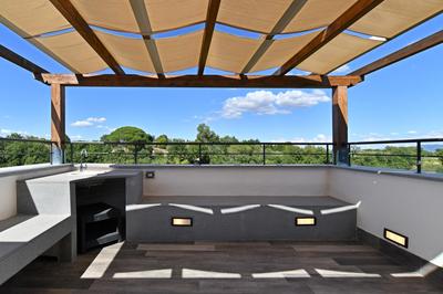 Epic Rooftop Terrace overlooking Civita valley