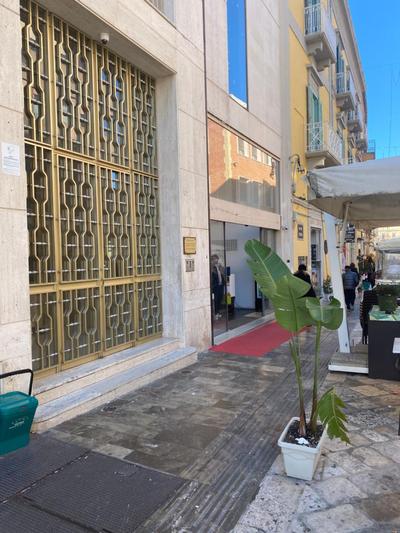 Labanca's Luxury center
