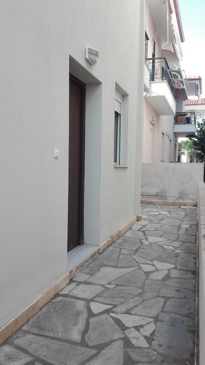 Autonomous Maisonette