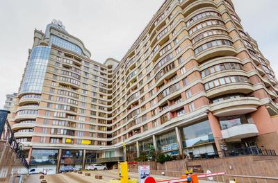 Smart hotel apartment with panoramic city view in Diplomat Hall