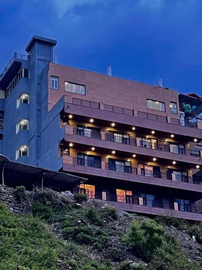 The River Grand, Mussoorie