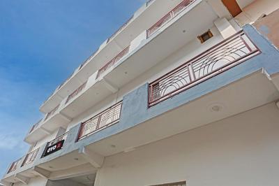 Hotel O Moon Star Residency