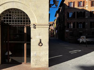 Sulla Via del Sole
