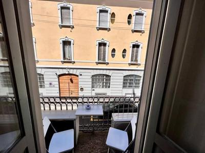 Porta Romana railing apartment