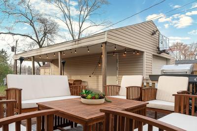 12-mins walk to ND - BBQ I Old Money Sports Glam - Pet Friendly!