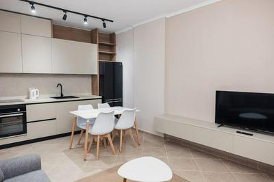 The Seaside Oasis Apartment by PikHost