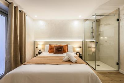 Asequible apartamento a pasos de Callao, Mid Term