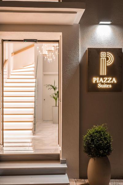 PIAZZA SUITES