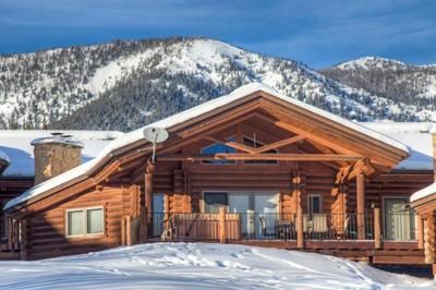 Last Minute Special- Cozy Log Cabin, Views, Hottub