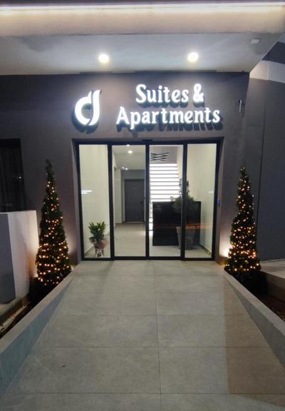 D Suites & Rooms