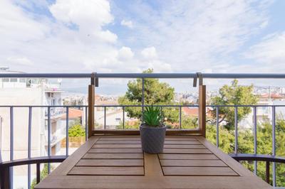 Stratum Apartment by LobbySquare
